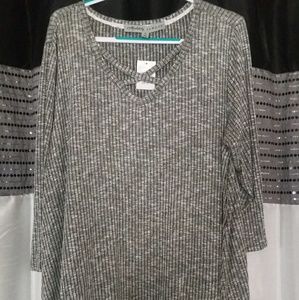 Heather grey shark bite top